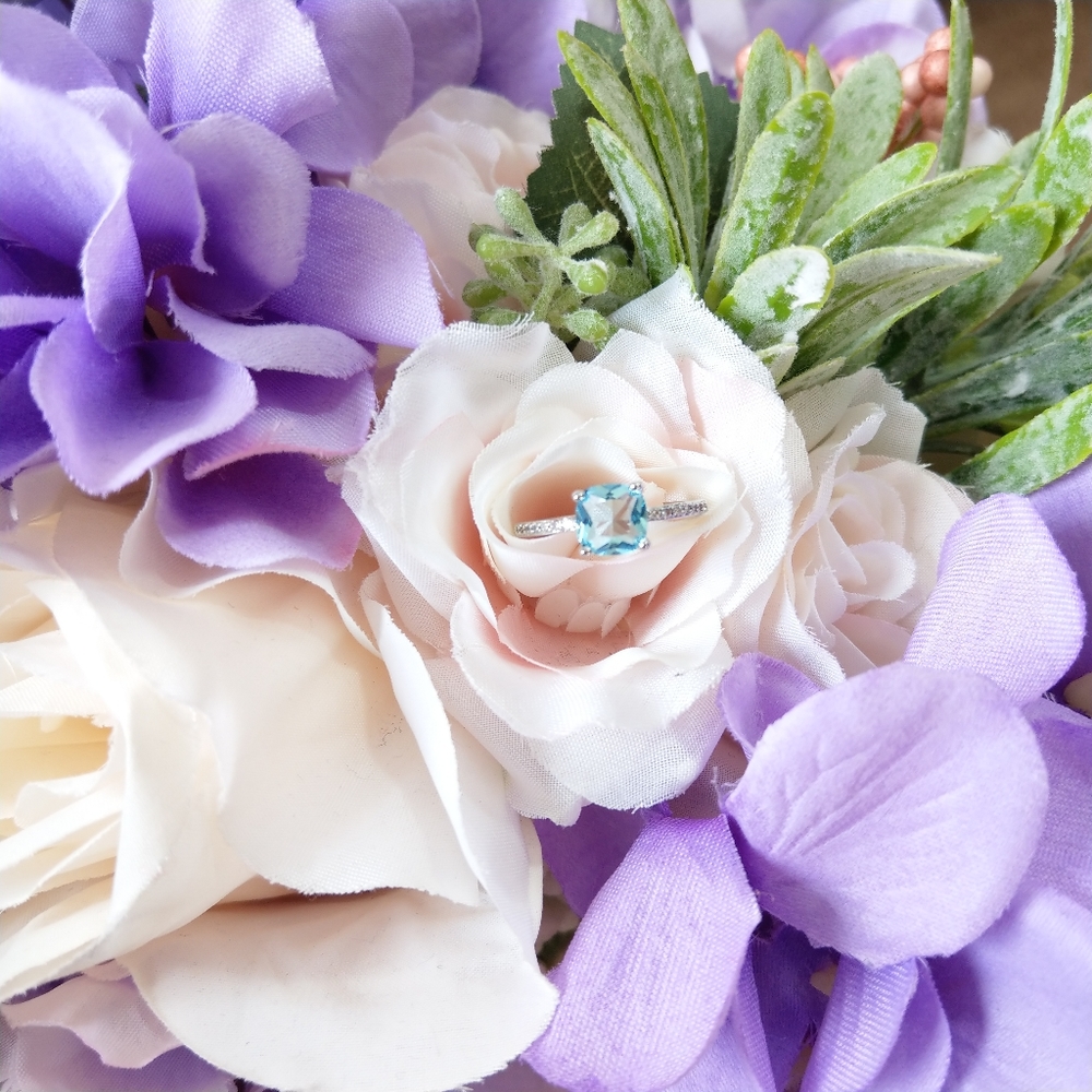 💎NEW💎 DAINTY AQUAMARINE RING - Picture 5 of 11